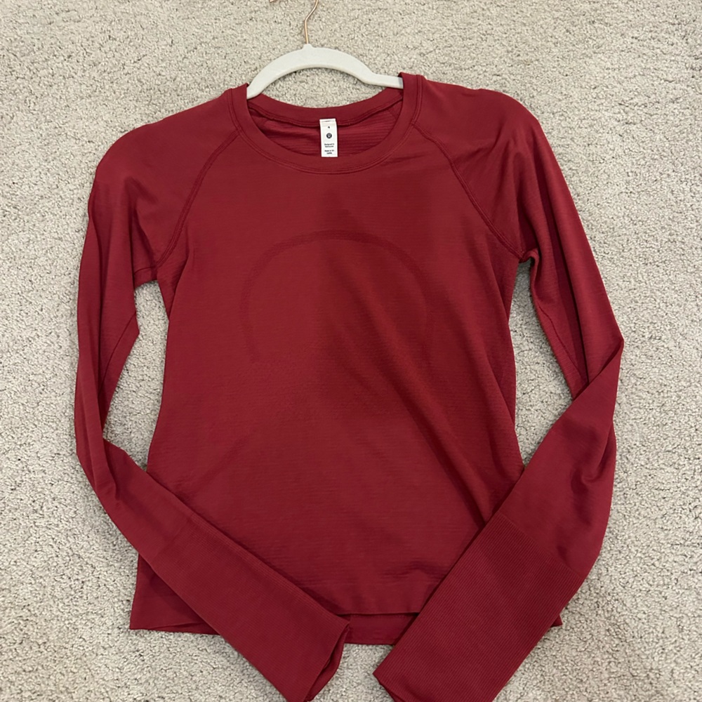 Lululemon Athletica Pomegranate Fitted Long Sleeve Tee